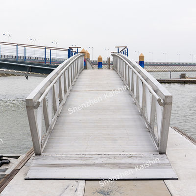 High Corrosion Resistance Marine Aluminum Gangways With 1.1m Handrail For Floating Dock Pier