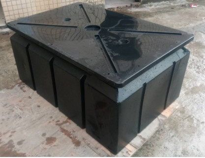 Anti UV LLDPE Floater สําหรับเรือ Dock Yacht เรือ Floating Platform อลูมิเนียม Floating Pontoon Bridge